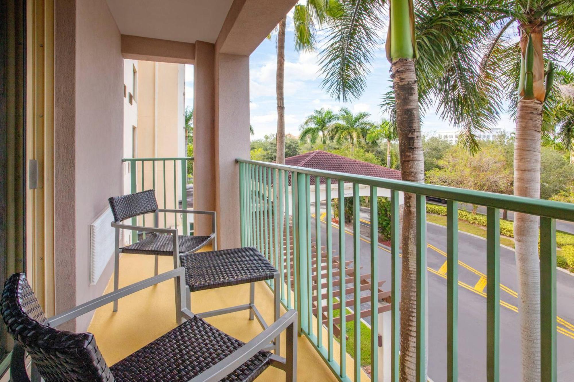 Courtyard Fort Lauderdale SW Miramar Extérieur photo